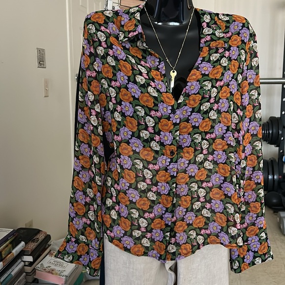 Blouse Long Sleeve Floral Size SP - Picture 3 of 9